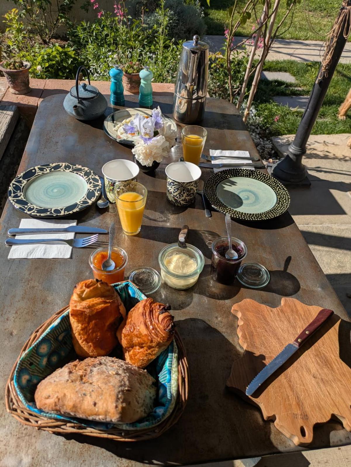 La Boheme La Belle Etoile Petit Dejeuner Compris Charols 외부 사진
